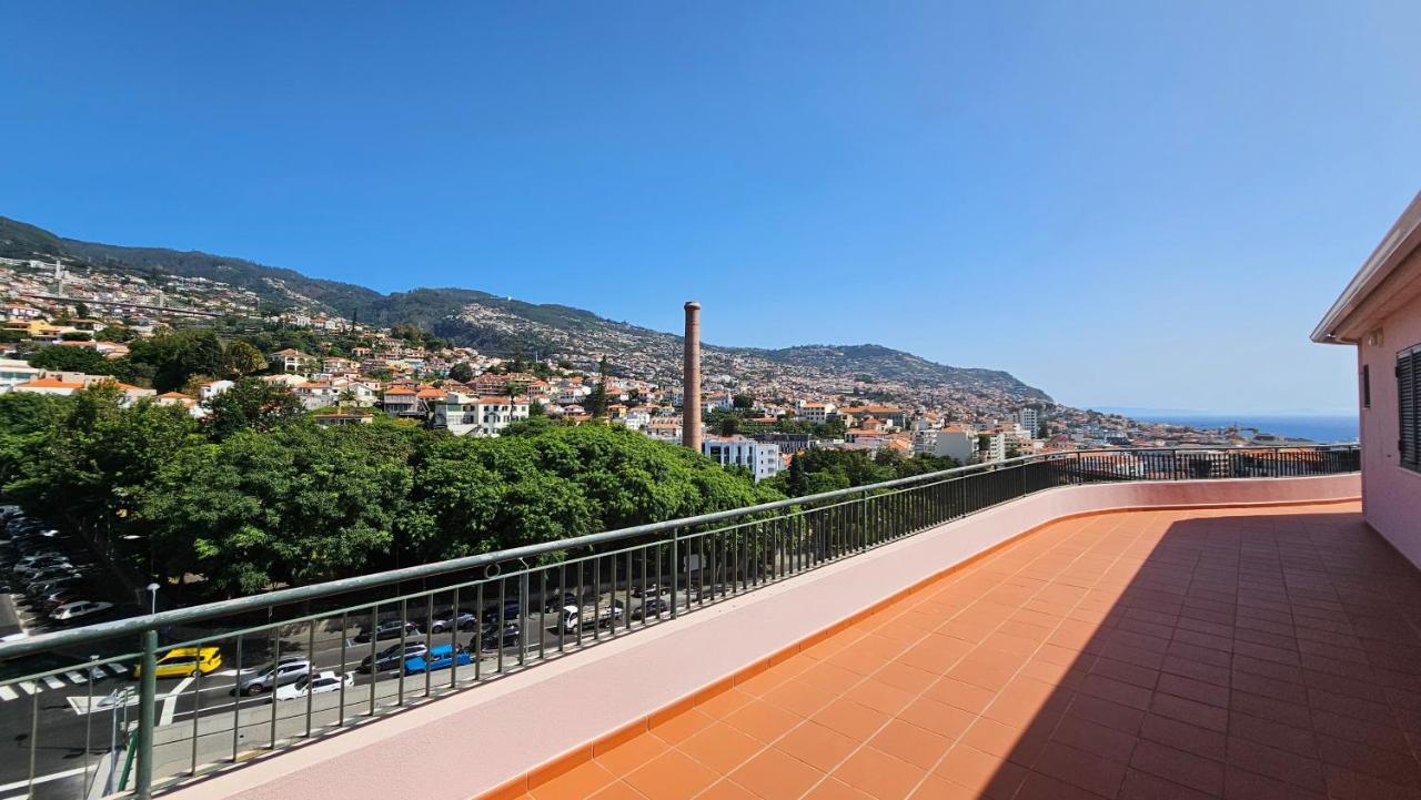 Garden And Seaview Apartment - Free Parking Funchal  Exterior foto